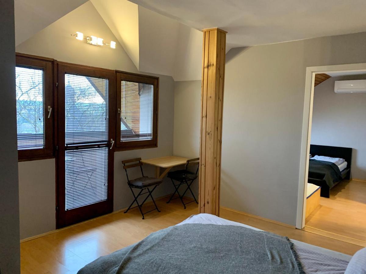 Var-Lak Apartman Eger Eksteriør billede