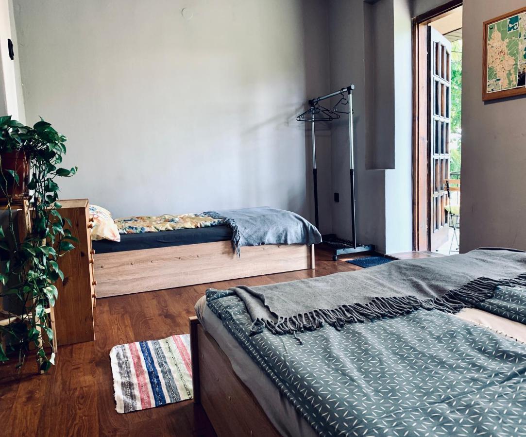 Var-Lak Apartman Eger Eksteriør billede